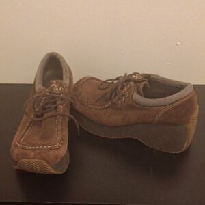Women's Brown Suede Platform Shoes